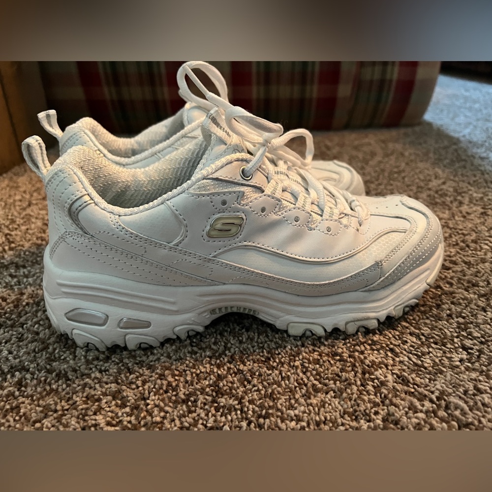 Skechers Sport Women's D'Lites Fresh Start Lace-Up Sneaker